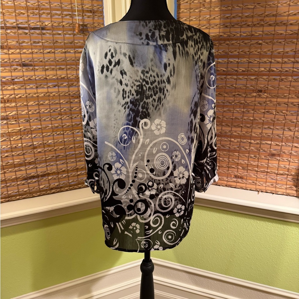Peter Nygard Women's Blue and Black Artistic Blouse - Picture 3 of 5